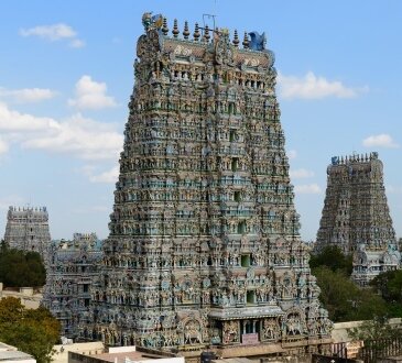 Authentic Inida tours Madurai, Meenakshi Amman Temple Tower
