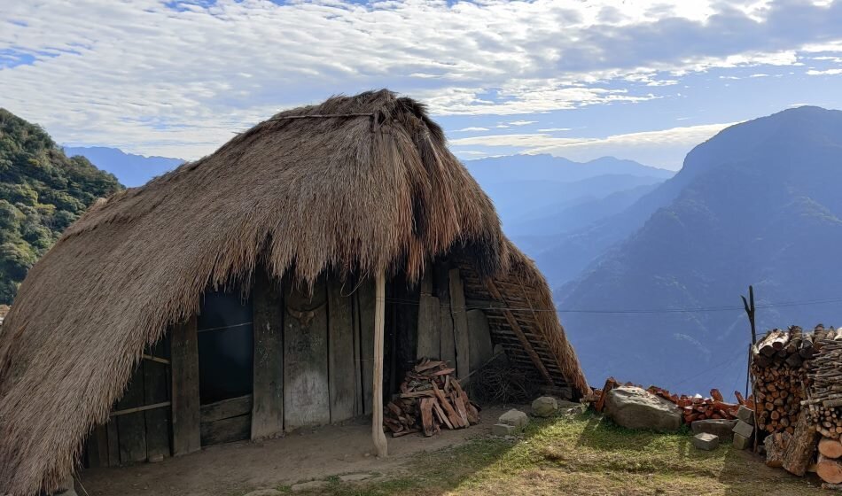 Traditional Hut, Mon