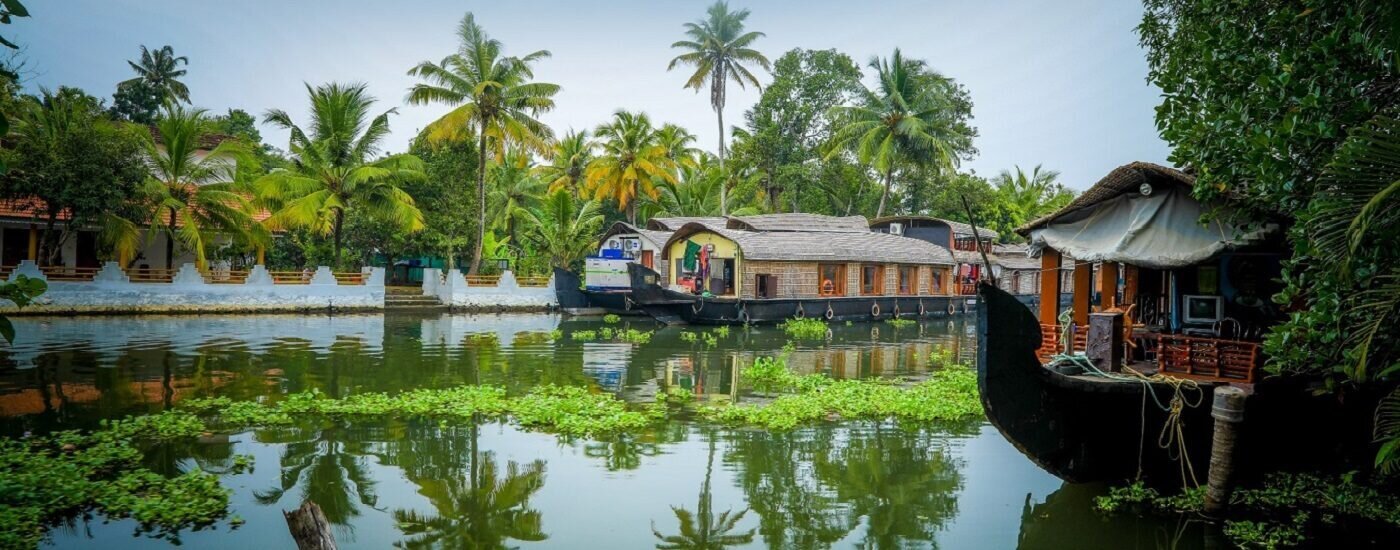 10 reasons to visit Kerala Kumarakom Back Waters Boat House