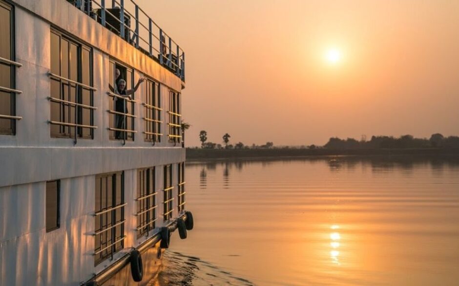 10 reasons to visit North East India - River Cruise