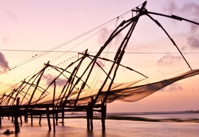 Kochi ranked 7th by Lonely Planet list Cochin fishing nets