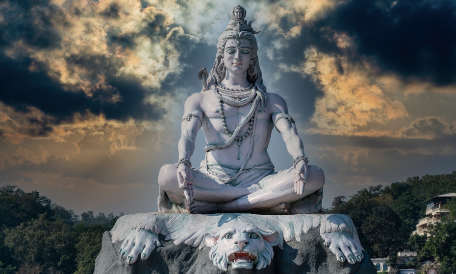 Statue of the meditating Hindu god Shiva, Rishikesh