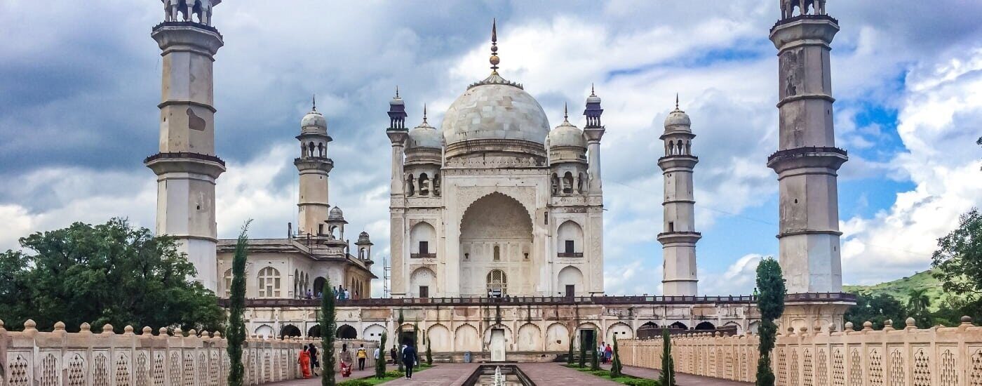 Where to visit in India Bibi Ka Maqbara