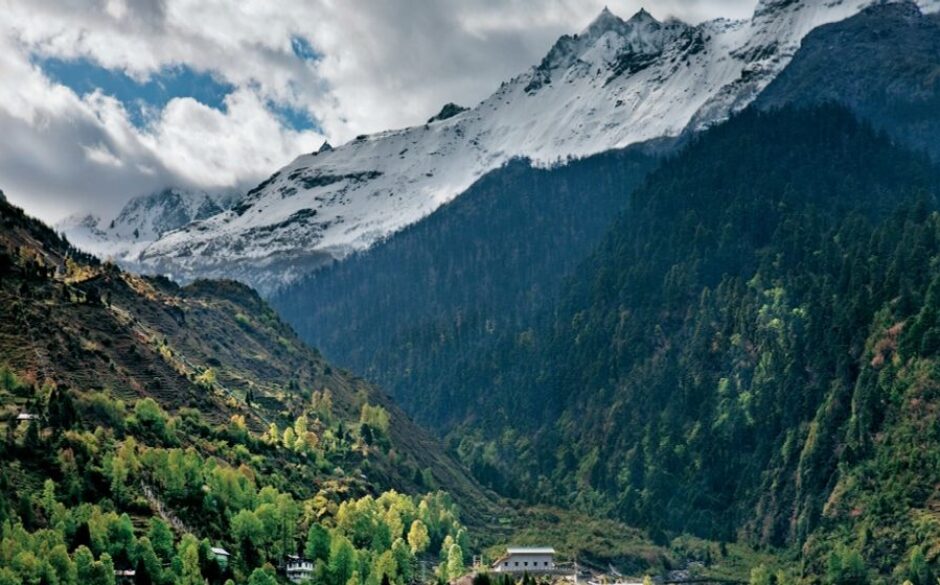 5 reasons to visit the Indian Himalayas - Lachung Valley