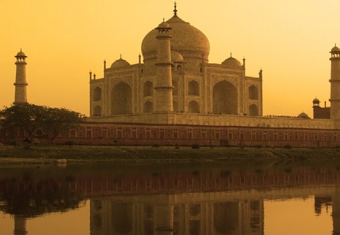 Best time to visit the Taj Mahal