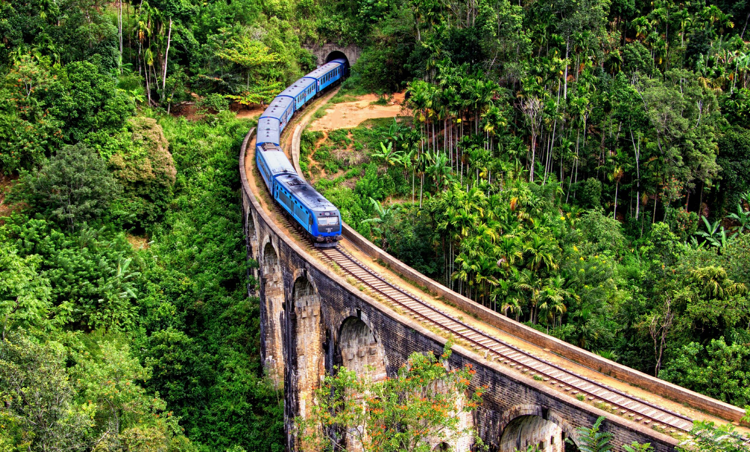 Train journey from Nuwara Eliya to Ella, Sril Lanka