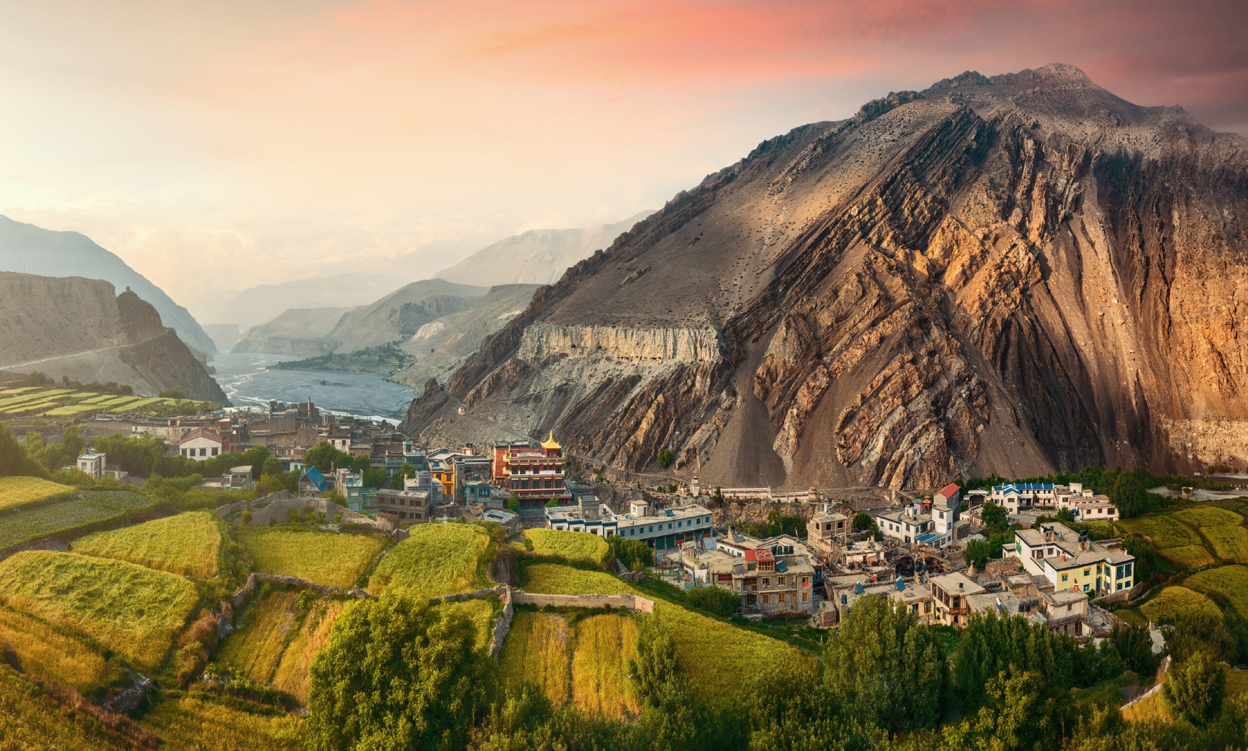 Mountains of Mustang